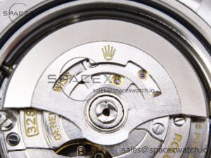 ROLEX P2051 - Explorer II 226570 904L SS/SS BPF VR3285 CHS - Image 20