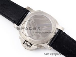 Panerai PAM1096 W LUMINOR GMT 42MM TITANIUM VSF 1:1 BEST EDITION BLACK DIAL ON BLACK LEATHER STRAP P.9011 SUPER CLONE - Image 17