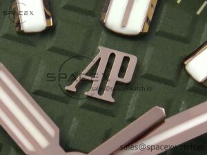 AUDEMARS PIGUET ROYAL OAK OFFSHORE DIVER 15720 APSF 1:1 BEST EDITION GREEN DIAL ON GREEN RUBBER STRAP SA4308 - Image 9