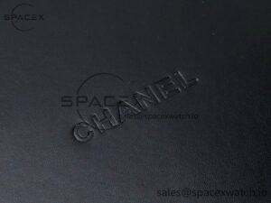 CHANEL BOX SET WITH CD - Image 9