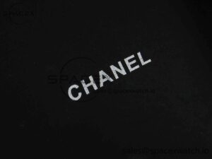 CHANEL BOX SET WITH CD - Image 10