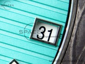 PATEK PHILIPPE Nautilus 5711 DIW Carbon DIWF 1:1 Best Edition Tiffany Blue Textured Dial on Carbon/PVD Bracelet 324CS - Image 10