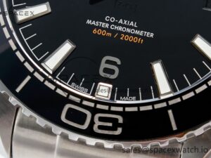 Planet Ocean 600M 39.5mm VSF 1:1 Best Edition Black Dial Black Ceramic Bezel on SS Bracelet A8800 - Image 11