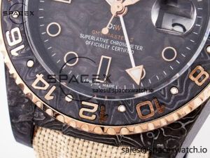 1GMT Carbon DIWF Best Edition Black Carbon Dial RG Markers on Beige Nylon Strap SA3186 CHS - Image 12