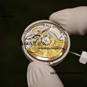 Customize a 1:1 mold based on raw data to create the best version of the Royal Oak Ocean Diver 15707 white ceramic. Customize the best dial, hands, calendar, and high standard craftsmanship installation - Image 14
