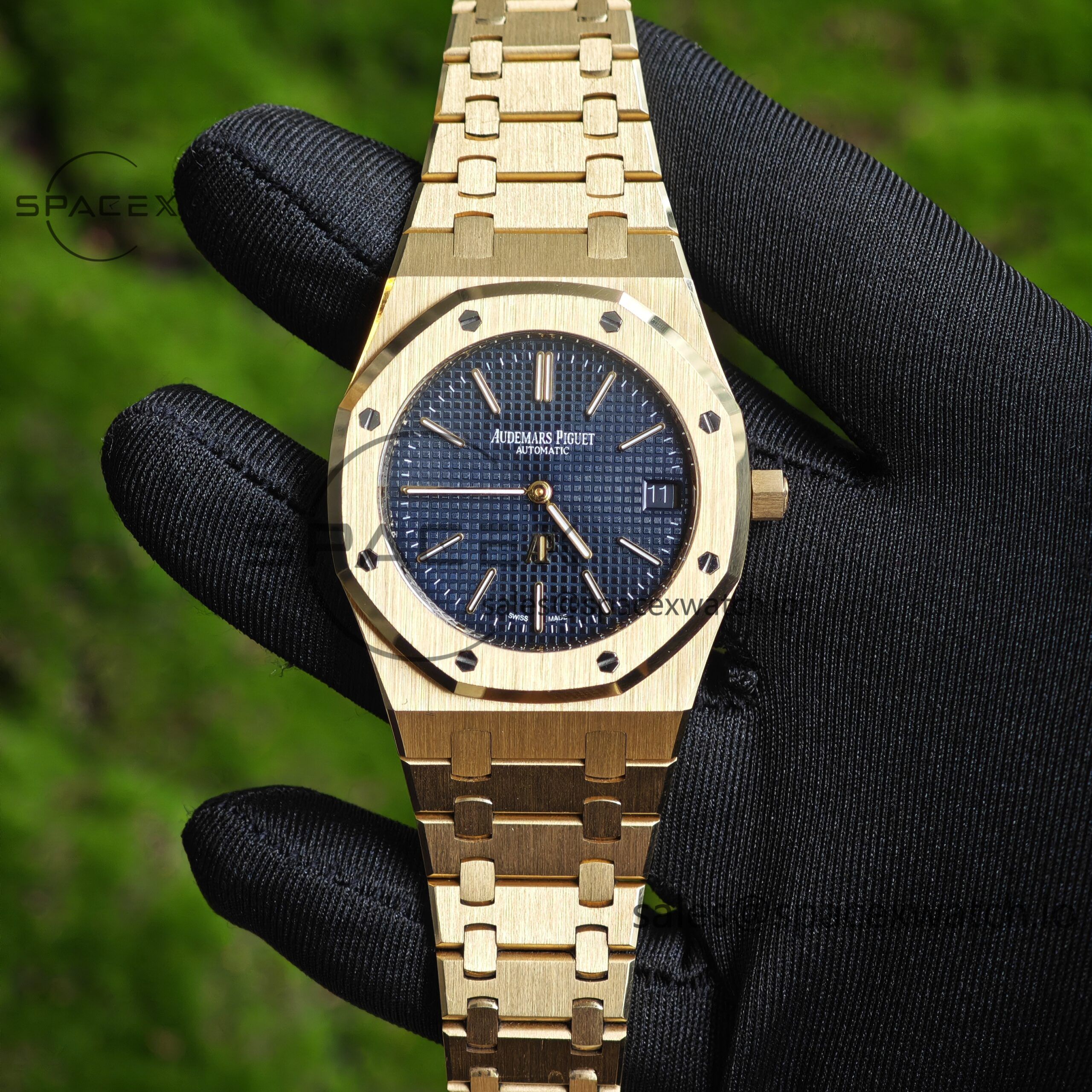 IMG_20250220_160356 AP Royal Oak 39mm 15202 blue dial, original data 1:1 customized 18K gold case strap, replacing imported substitute dial, customized best alternative pointer and calendar, equipped with original K2121 movement 22K gold tourbillon - Image 1
