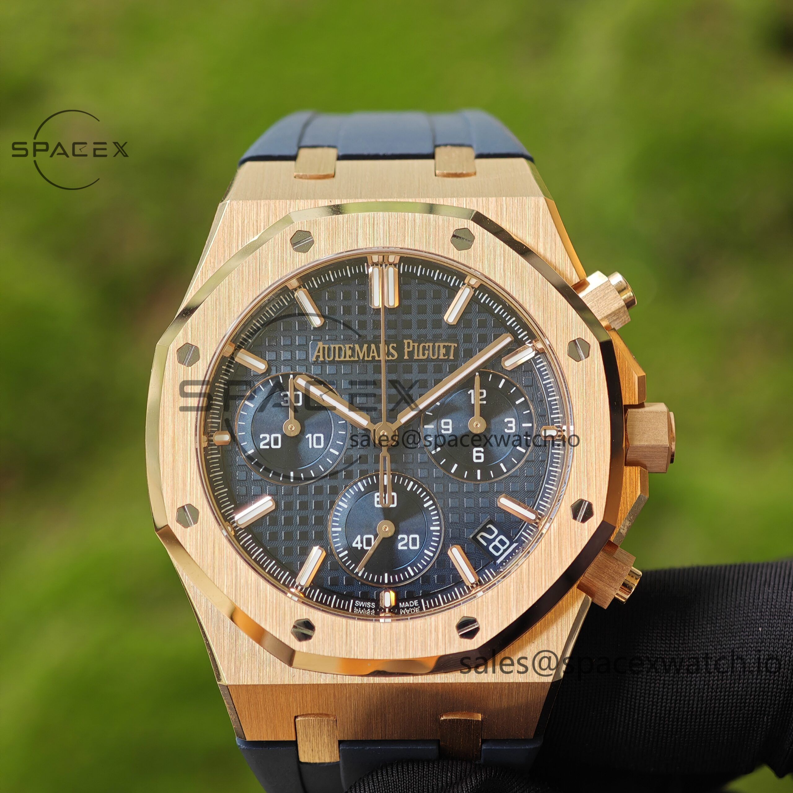 IMG_20250407_163917 Customized AP Royal Oak Rose Gold Rubber Strap 26240, 1:1 Customized CNC18K Rose Gold Case Buckle, Imported Natural Rubber Strap, Best 4401 Integrated Movement, Customized Best Dial, Pointer, Calendar - Image 1