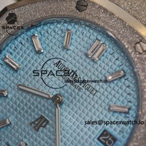 AP Royal Oak 39mm Frost Gold 15202, custom imported to replace the ice blue dial and calendar. The entire watch is made of frost gold technology, wrapped in 18K white gold treatment, and equipped with a self-produced 2121 movement - Image 16