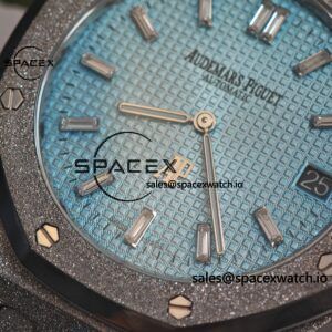 AP Royal Oak 39mm Frost Gold 15202, custom imported to replace the ice blue dial and calendar. The entire watch is made of frost gold technology, wrapped in 18K white gold treatment, and equipped with a self-produced 2121 movement - Image 18