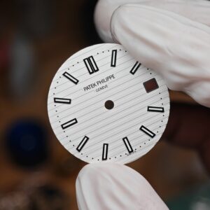 Patek Philippe 5711/1A Snow Mountain White, equipped with original genuine dial, hands, calendar, and original genuine 324 integrated movement, using original data German CNC technology 1:1 customized case and strap. - Image 7
