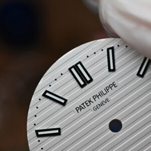 Patek Philippe 5711/1A Snow Mountain White, equipped with original genuine dial, hands, calendar, and original genuine 324 integrated movement, using original data German CNC technology 1:1 customized case and strap. - Image 8