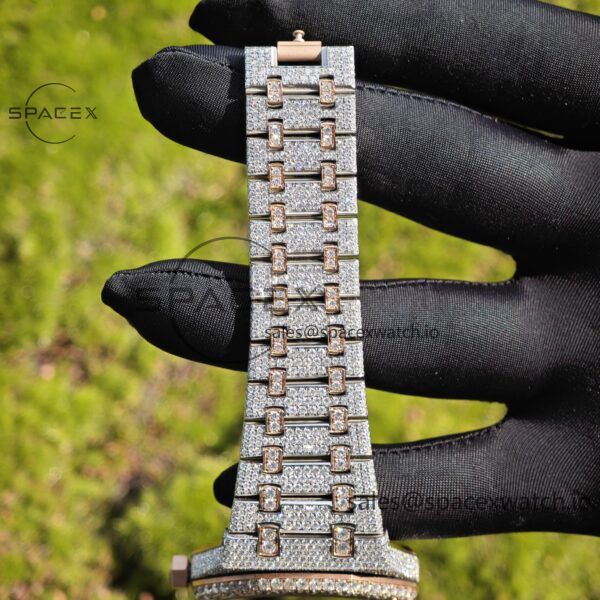 Customized full diamond AP Royal Oak 15407, the entire watch is handmade with moissanite diamonds, and the case and strap have undergone secondary polishing. 3132 integrated movement - Image 17