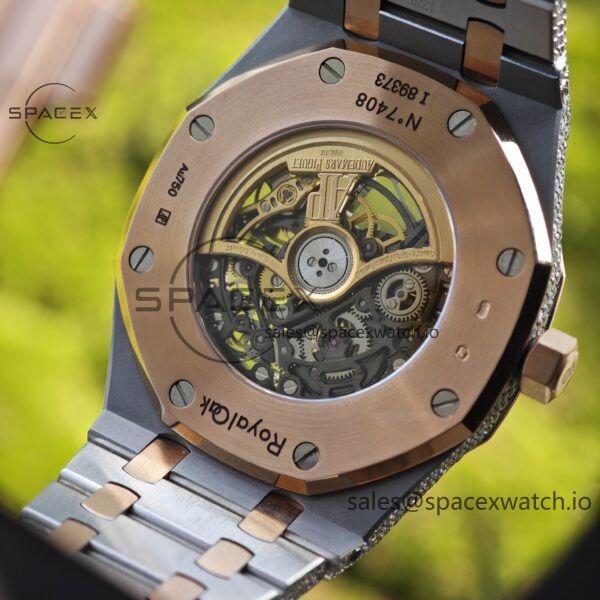 Customized full diamond AP Royal Oak 15407, the entire watch is handmade with moissanite diamonds, and the case and strap have undergone secondary polishing. 3132 integrated movement - Image 12