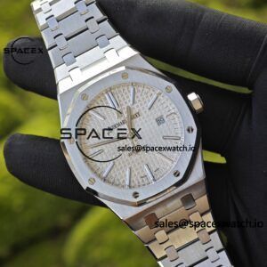 The Audemars Piguet AP15400 features a white dial, modified with GEN white dial, hands, calendar, and mirror. The case and strap undergo secondary polishing and grinding, as well as the 3120 integrated movement - Image 6