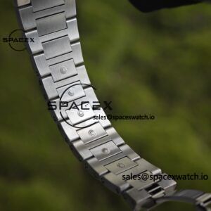 IWC Engineer Series IW328908 green dial, with secondary calibration and polishing of hands and shafts, and secondary calibration and polishing of case and strap - Image 23