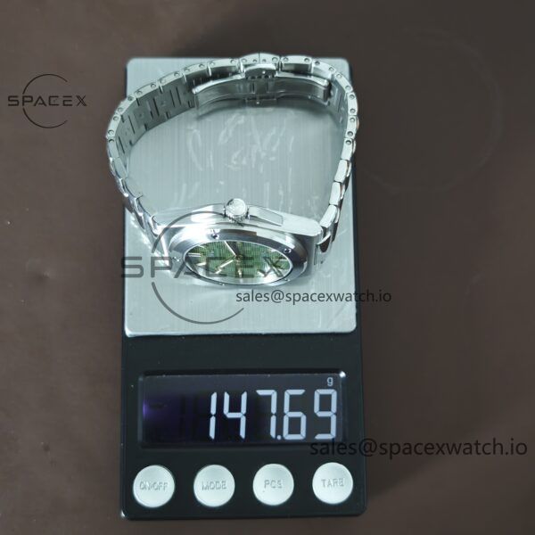 IWC Engineer Series IW328908 green dial, with secondary calibration and polishing of hands and shafts, and secondary calibration and polishing of case and strap - Image 27
