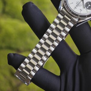 Authentic second-hand Omega Super Series SPEEDMASTER Panda Dial - Image 9