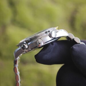 Authentic second-hand Omega Super Series SPEEDMASTER Panda Dial - Image 12