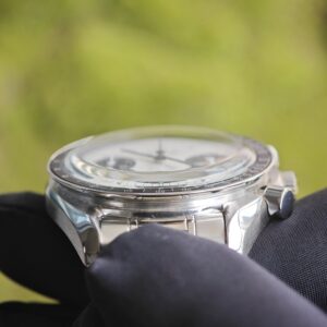 Authentic second-hand Omega Super Series SPEEDMASTER Panda Dial - Image 14