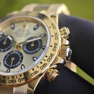 Rolex Daytona 116508 German CNC custom 18K pure gold case and strap, modified with original bezel, customized with the best substitute dial and hands. Dandong 4130 Movement - Image 18