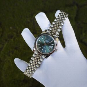 41mm Rolex DateJust m126300 green dial, customized and modified genuine watch accessories, dial, hands, mirror, crown four piece set. Dandong 3235 integrated movement, 904L steel strap - Image 4