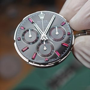 Rolex Daytona VIP watch model 126599TRU 1:1CNC customized case, strap, buckle, customized best dial, and hands. Handmade inlaid natural ruby outer ring, Dandong 4130 movement - Image 6