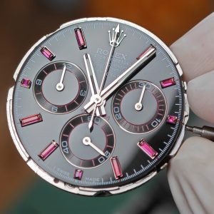 Rolex Daytona VIP watch model 126599TRU 1:1CNC customized case, strap, buckle, customized best dial, and hands. Handmade inlaid natural ruby outer ring, Dandong 4130 movement - Image 8