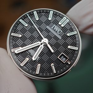 IWC Engineer Series IW328908 black dial, dial secondary calibration, equipped with solid needle shafts and secondary polishing of case and strap, equipped with SW200 movement - Image 8