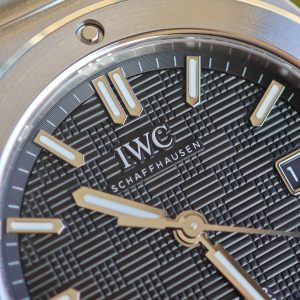 IWC Engineer Series IW328908 black dial, dial secondary calibration, equipped with solid needle shafts and secondary polishing of case and strap, equipped with SW200 movement - Image 42
