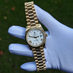 36mm Rolex Day Date m 128238 white Roman numerals, German technology 1:1 customized 18K pure gold case and strap, customized best alternative dial, pointer calendar, Swiss imported ETA2836 movement, high standard assembly process - Image 3
