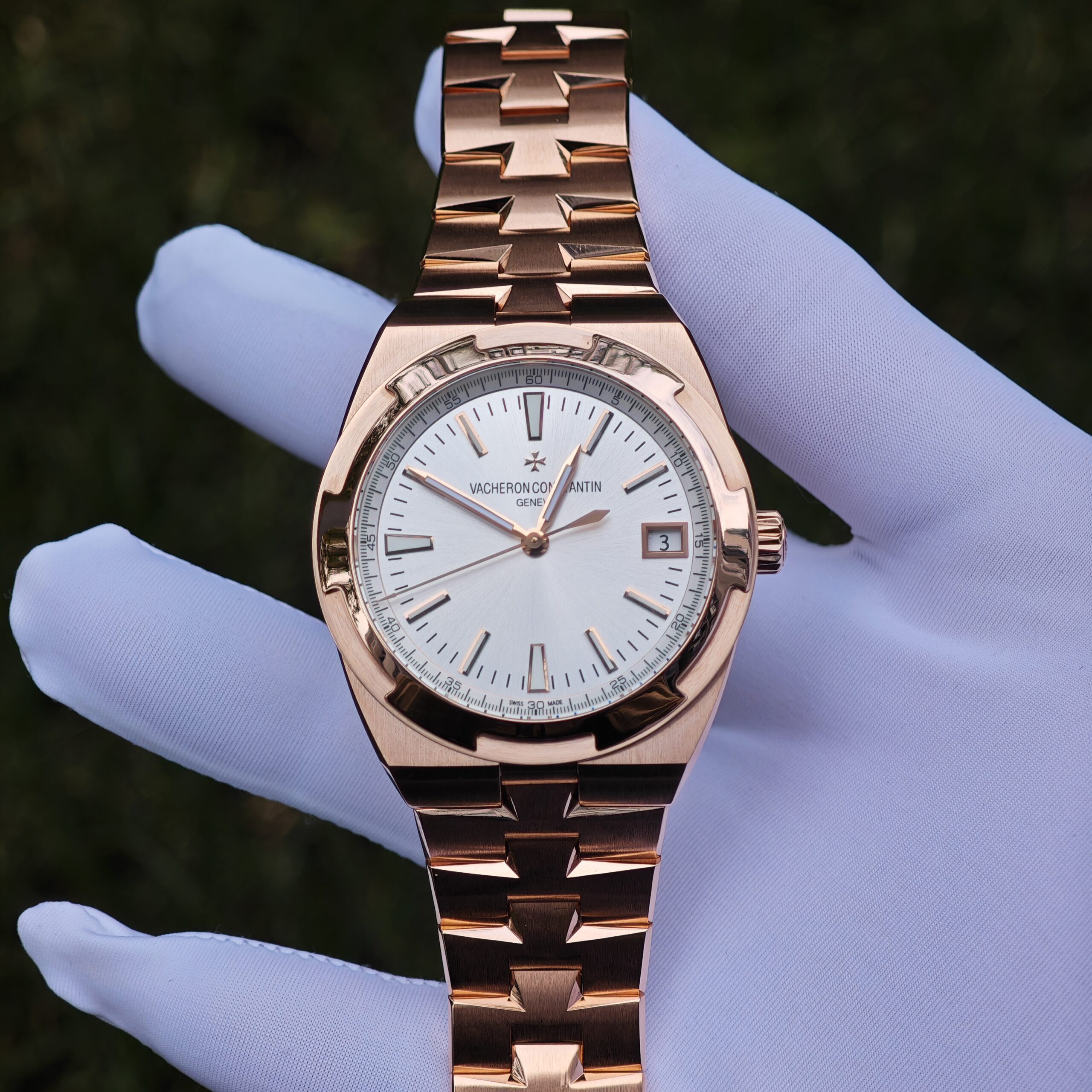 IMG 20241203 135008 Vacheron Constantin 4500V customized best alternative white dial and hands, the entire watch is plated with 18K rose gold (the same color as GEN) - Image 1