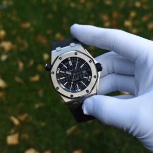 Royal Oak Offshore 15703, equipped with original GEN dial, hands, calendar, mirror, outer ring, case, crown genuine 7-piece set. Black rubber strap and 3120 integrated movement - Image 3