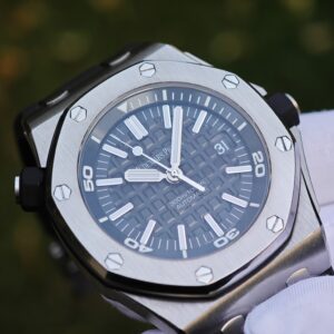 Royal Oak Offshore 15703, equipped with original GEN dial, hands, calendar, mirror, outer ring, case, crown genuine 7-piece set. Black rubber strap and 3120 integrated movement - Image 13