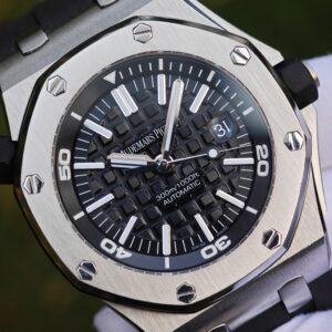 Royal Oak Offshore 15703, equipped with original GEN dial, hands, calendar, mirror, outer ring, case, crown genuine 7-piece set. Black rubber strap and 3120 integrated movement - Image 14