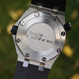 Royal Oak Offshore 15703, equipped with original GEN dial, hands, calendar, mirror, outer ring, case, crown genuine 7-piece set. Black rubber strap and 3120 integrated movement - Image 18