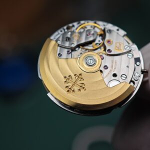 Patek Philippe 5711/1A Snow Mountain White, equipped with original genuine dial, hands, calendar, and original genuine 324 integrated movement, using original data German CNC technology 1:1 customized case and strap. - Image 26