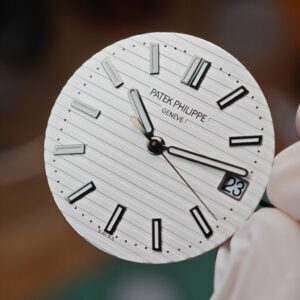 Patek Philippe 5711/1A Snow Mountain White, equipped with original genuine dial, hands, calendar, and original genuine 324 integrated movement, using original data German CNC technology 1:1 customized case and strap. - Image 19
