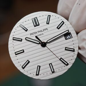 Patek Philippe 5711/1A Snow Mountain White, equipped with original genuine dial, hands, calendar, and original genuine 324 integrated movement, using original data German CNC technology 1:1 customized case and strap. - Image 20