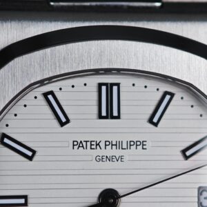Patek Philippe 5711/1A Snow Mountain White, equipped with original genuine dial, hands, calendar, and original genuine 324 integrated movement, using original data German CNC technology 1:1 customized case and strap. - Image 41