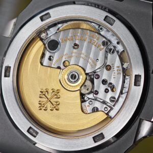 Patek Philippe 5711/1A Snow Mountain White, equipped with original genuine dial, hands, calendar, and original genuine 324 integrated movement, using original data German CNC technology 1:1 customized case and strap. - Image 49