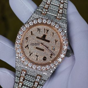 Customized rose gold color scheme with full diamond Audemars Piguet AP15400, the case and strap are handcrafted with natural diamonds using Swiss craftsmanship, a customized full diamond Middle Eastern digital dial, and the best 3120 integrated movement. - Image 7