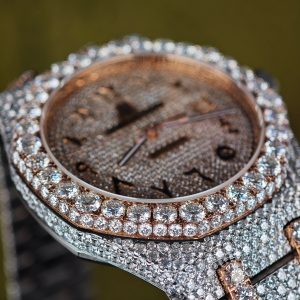 Customized rose gold color scheme with full diamond Audemars Piguet AP15400, the case and strap are handcrafted with natural diamonds using Swiss craftsmanship, a customized full diamond Middle Eastern digital dial, and the best 3120 integrated movement. - Image 11