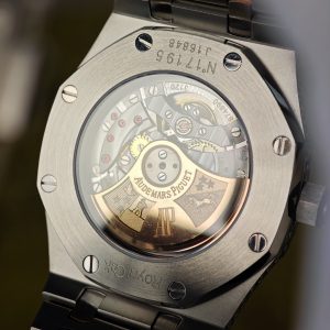 Customized rose gold color scheme with full diamond Audemars Piguet AP15400, the case and strap are handcrafted with natural diamonds using Swiss craftsmanship, a customized full diamond Middle Eastern digital dial, and the best 3120 integrated movement. - Image 25