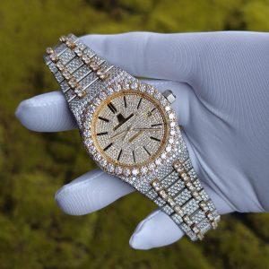 Customized all diamond Audemars Piguet AP15400, gold color scheme, case and strap handmade with natural diamonds using Swiss craftsmanship, customized all diamond dial, and the best 3120 integrated movement. - Image 3