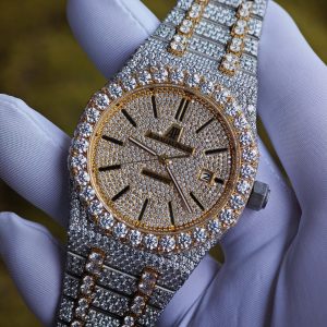 Customized all diamond Audemars Piguet AP15400, gold color scheme, case and strap handmade with natural diamonds using Swiss craftsmanship, customized all diamond dial, and the best 3120 integrated movement. - Image 7