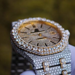 Customized all diamond Audemars Piguet AP15400, gold color scheme, case and strap handmade with natural diamonds using Swiss craftsmanship, customized all diamond dial, and the best 3120 integrated movement. - Image 12