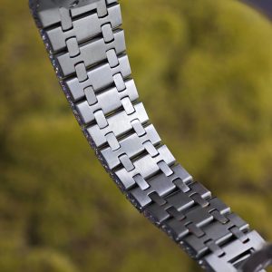 Customized all diamond Audemars Piguet AP15400, gold color scheme, case and strap handmade with natural diamonds using Swiss craftsmanship, customized all diamond dial, and the best 3120 integrated movement. - Image 17