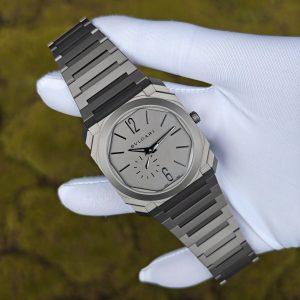 Customized Bvlgari OCTO series titanium watch, using high-quality titanium 1:1 mold to customize the case and strap, using the best substitute hands, equipped with customized BVL 138 movement - Image 3