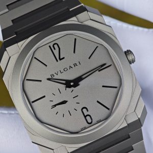 Customized Bvlgari OCTO series titanium watch, using high-quality titanium 1:1 mold to customize the case and strap, using the best substitute hands, equipped with customized BVL 138 movement - Image 9