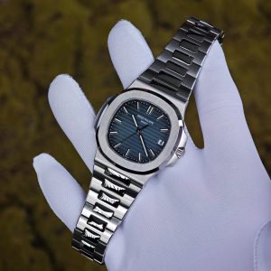 Patek Philippe 5711 blue dial, customized imported substitute dial, equipped with original genuine hands, calendar, and original genuine 324 movement, using original data German CNC technology 1:1 customized case and strap. - Image 4